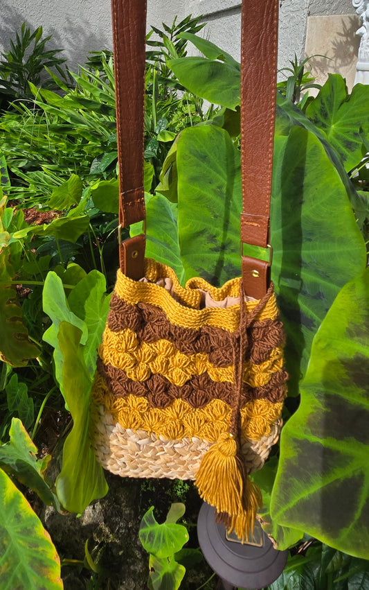 Handwoven Shoulder Bag – Crafted in Colombia with Banana Tree Materials