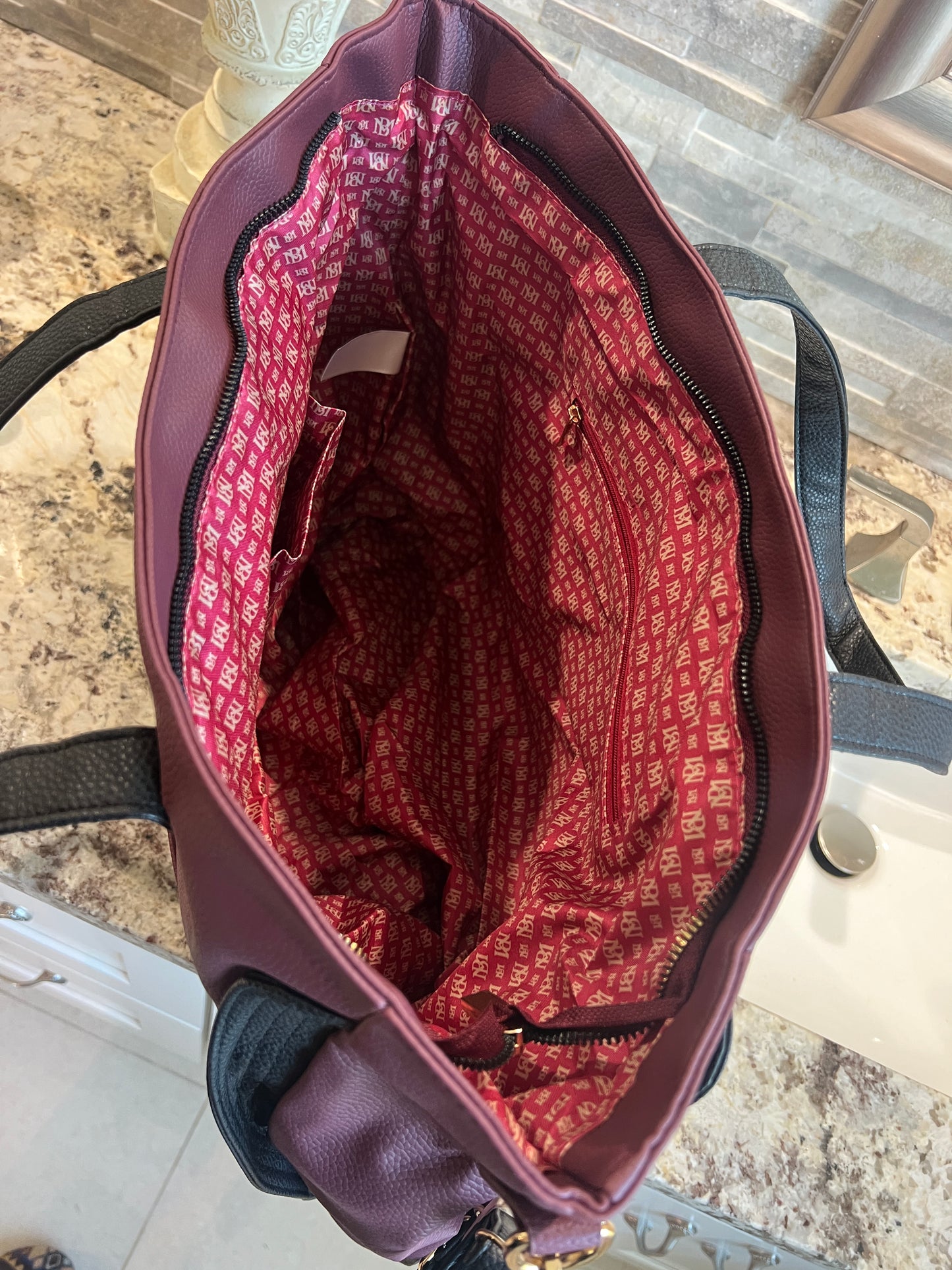 Badgley Mischka Vegan Leather Weekender Travel Bag – Wine (New with Tags)