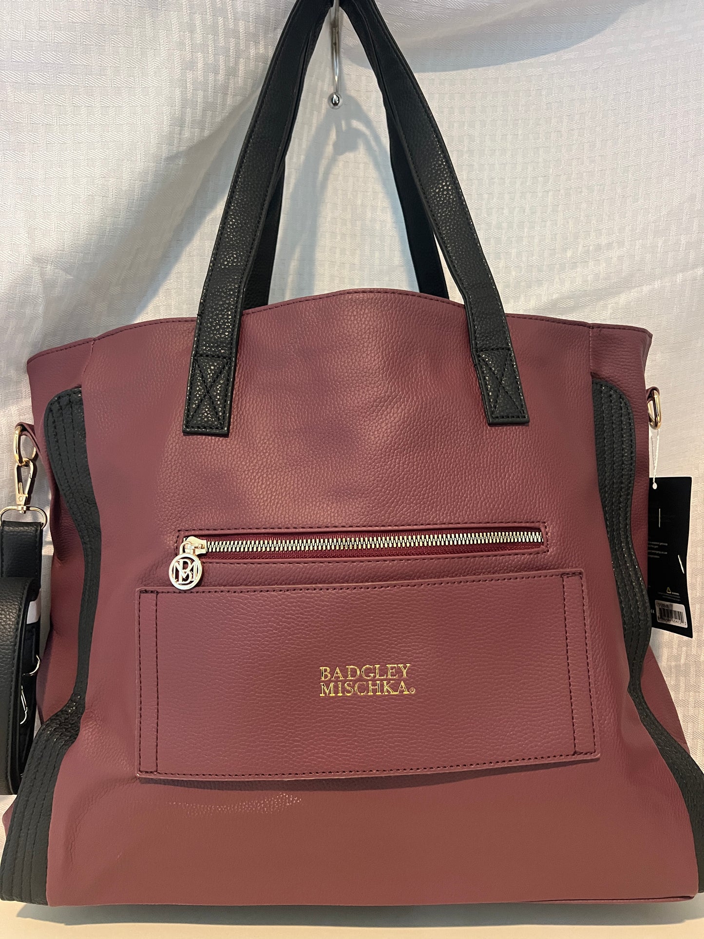Badgley Mischka Vegan Leather Weekender Travel Bag – Wine (New with Tags)