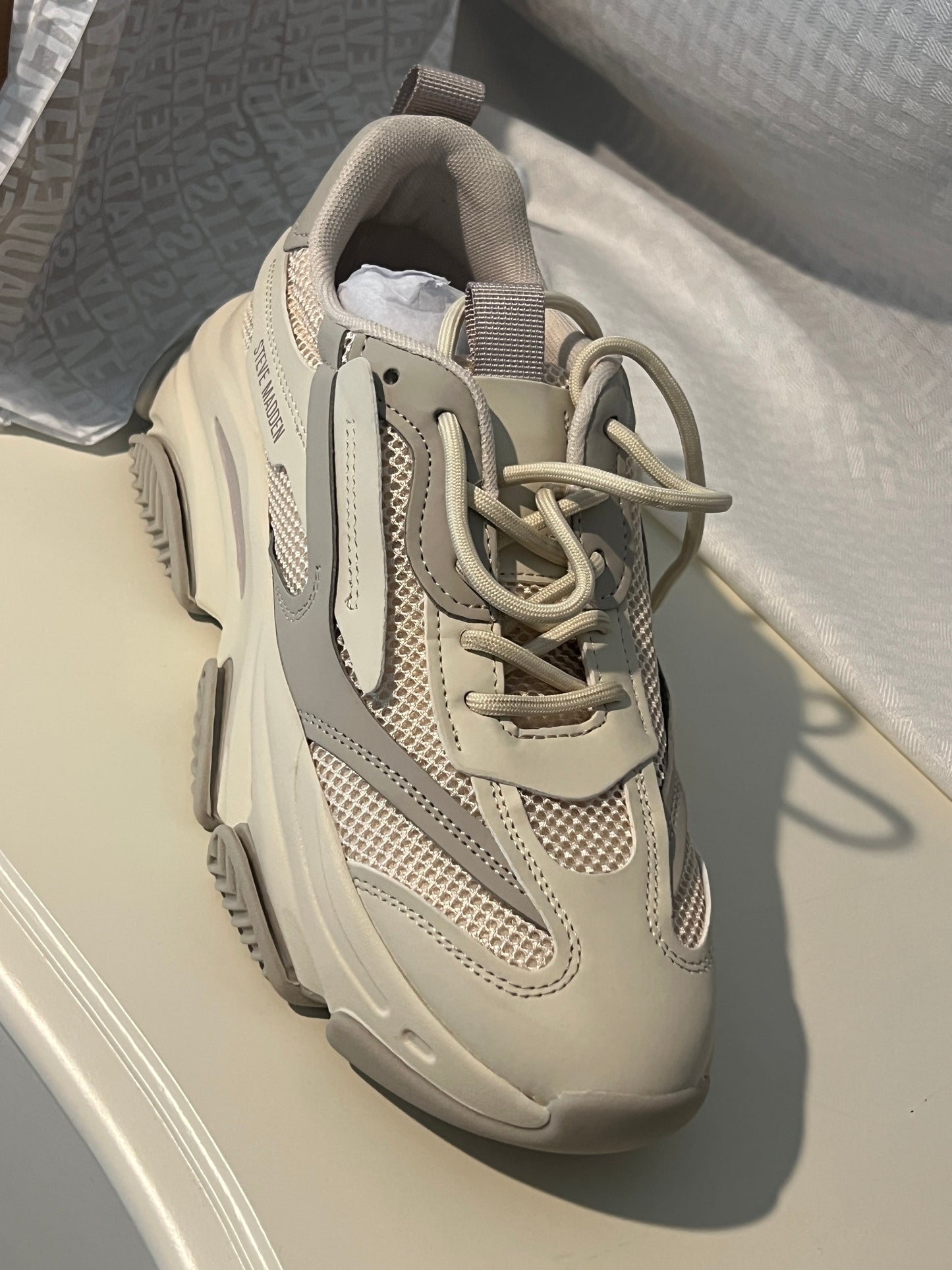 Steve Madden “Possession” Chunky Sneakers – Bone/Khaki (Brand New in Box) SIZE 9