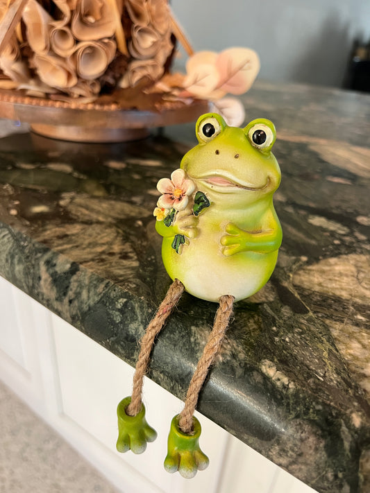 Frog With Flowers Sitter