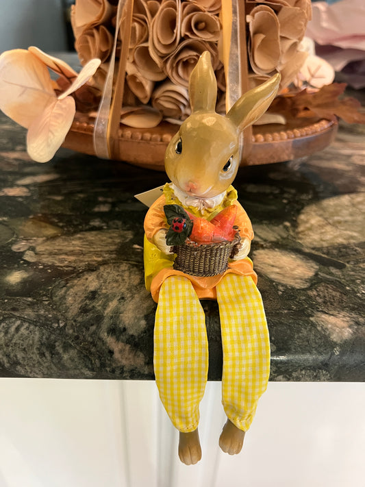 Yellow Easter Bunny Sitter